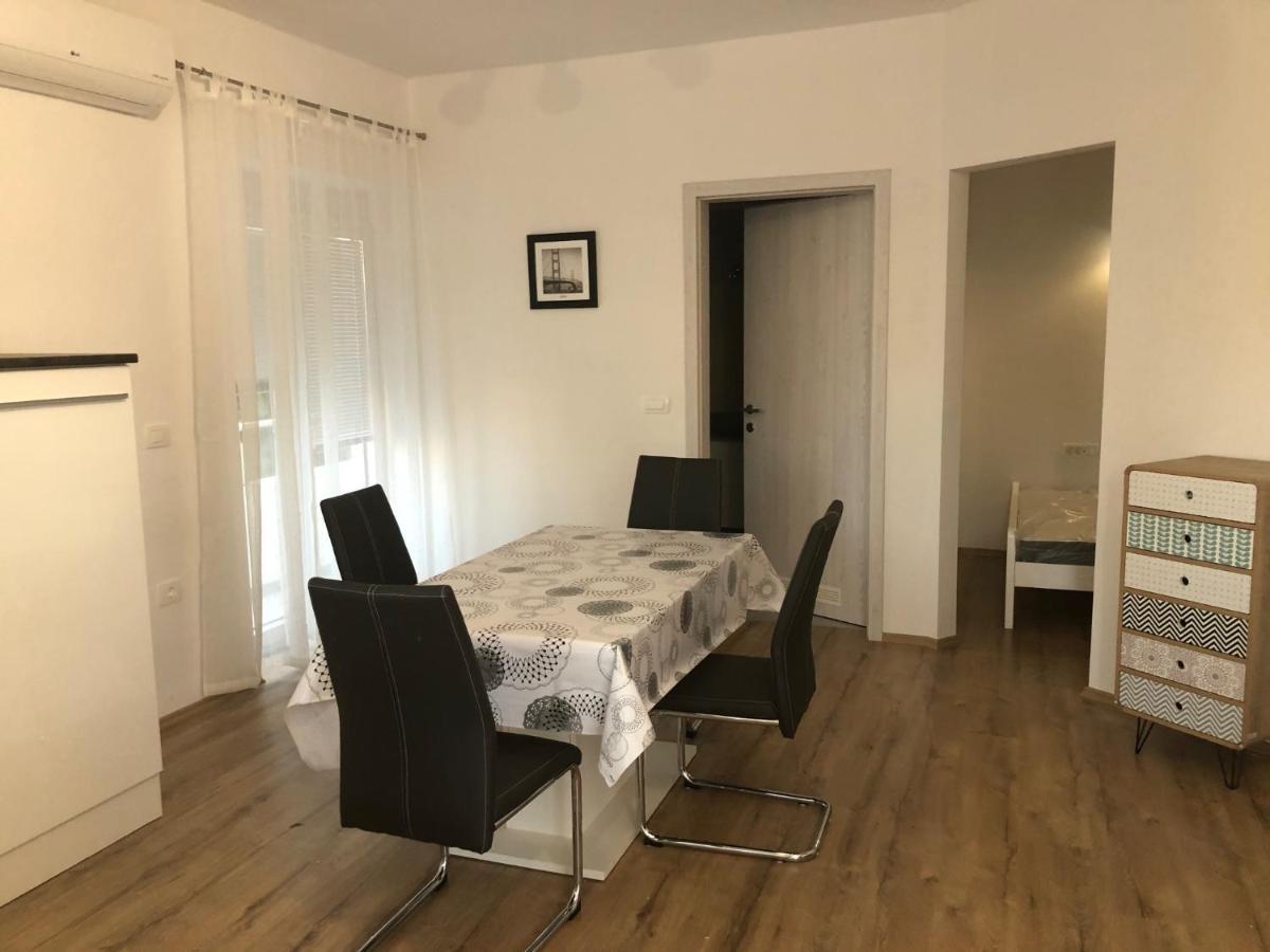 Apartmaji Meduza Izola Exterior foto