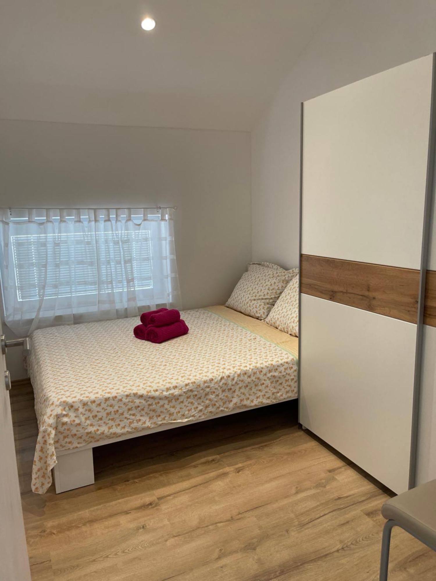 Apartmaji Meduza Izola Exterior foto